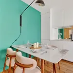 Quartier Les Marais 1 Bedroom Apartment With Netflix